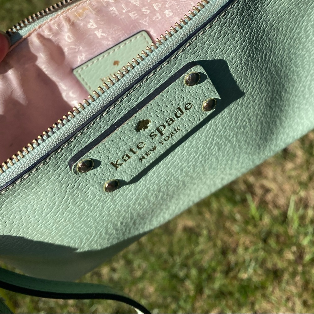 Kate Spade Wristlet - Picture 7 of 9